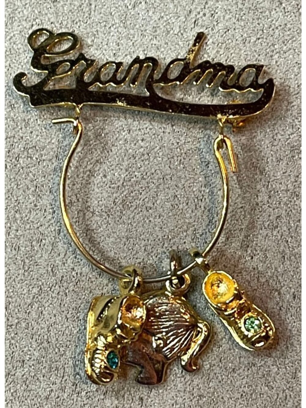 Vintage 80s Grandma Gold Tone Charm Holder Brooch